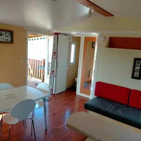 Gîte à bâbord Casa de Férias *